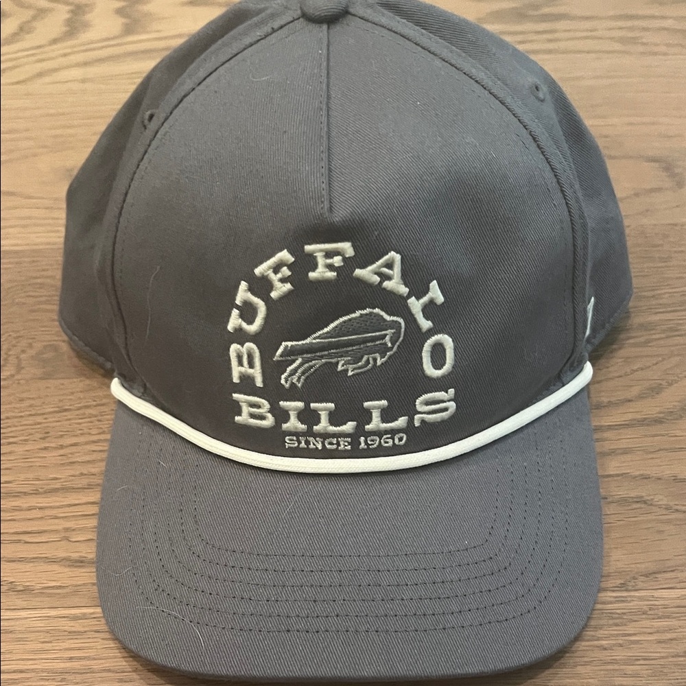 Buffalo Bills Embroidered Logo Rope Cap - Gray with White
